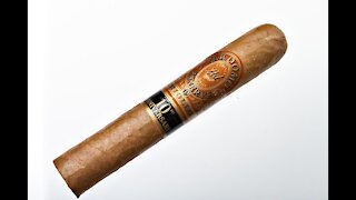 Perdomo Reserve 10th Anniversary Criollo Robusto Cigar Review