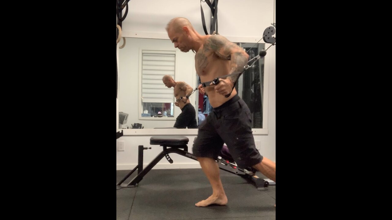 Upper body - Cable chest fly