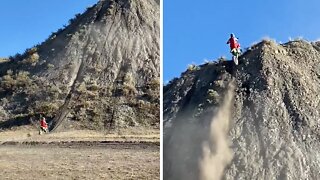 Incredible high-speed dirt bike uphill climbing
