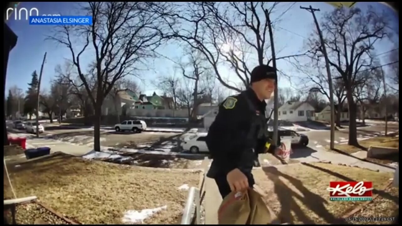 Police Officer Delivers Food After Doordash Driver Arrested 