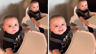 Twins have completely different reactions to the same sound