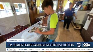 'Happy' kid raising money for club hockey team
