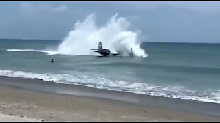 Insane: Airplane Makes Emergency Landing In The Ocean