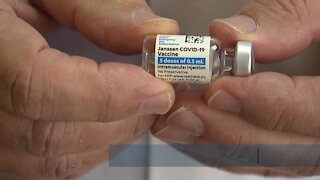 Independent pharmacies giving out COVID vaccines