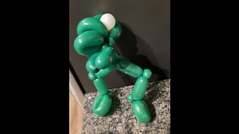 T-Rex balloon twisting tutorial