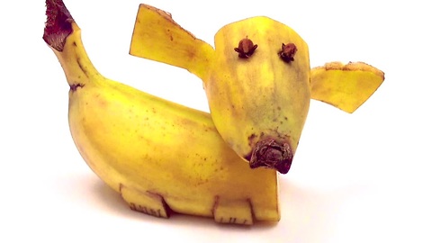 How to make a banana dog carving for kids