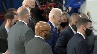 Maskless Biden Shakes Hands In A Crowd