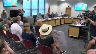 Waukesha School District Board votes to remain in federal free meals program