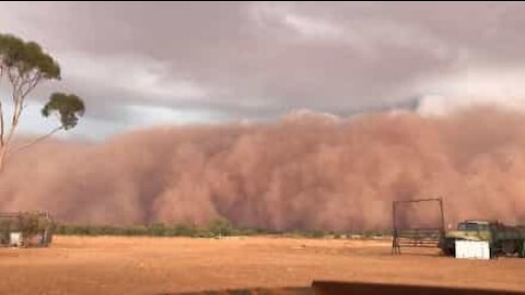 L'incredibile timelapse di una tempesta di sabbia