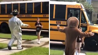 Teen surprises little brother with funny costumes every day after school
