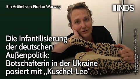 Infantilisierung der deutschen Außenpolitik: Botschafterin in der Ukraine posiert mit „Kuschel-Leo“