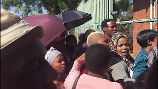 SOUTH AFRICA - Pretoria - Atteridgeville parents expressing their dissatisfaction with the online registration system (Video) (HY7)