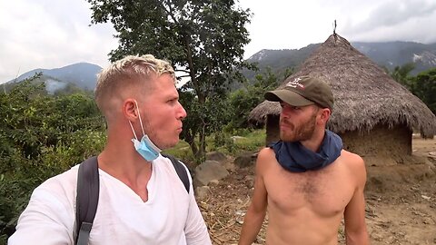 2 Gringos Try Coca In Colombia 🇨🇴