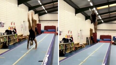 Cirque du Soleil gymnast shows off incredible tumbling routine