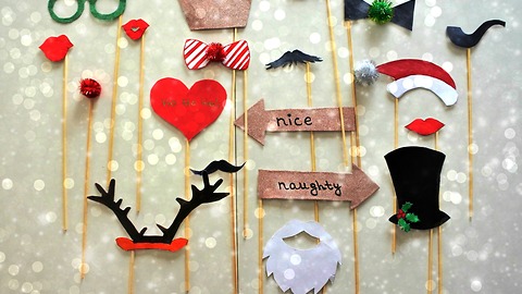 DIY Christmas party props