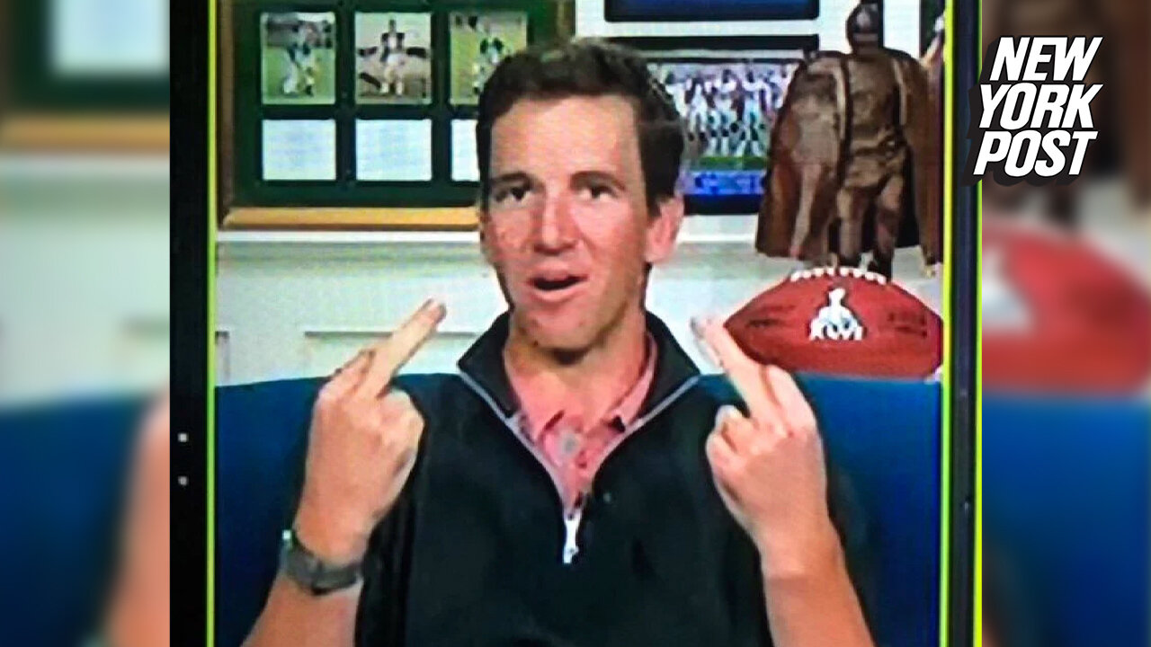 Eli Manning Gives Middle Finger To National Audience During Monday Night Football