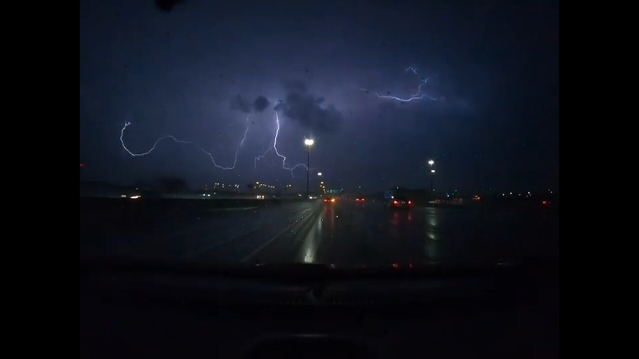 Lightning Strike Caught On Camera Toronto 