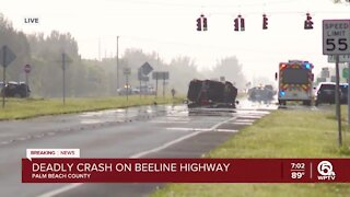 Beeline Highway closed after deadly wreck