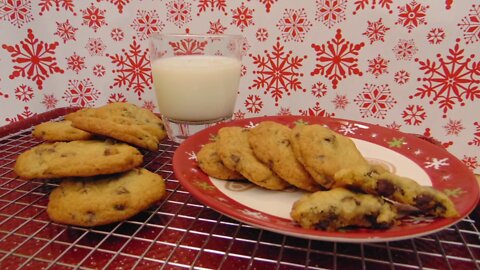 The Best Homemade Chocolate Chip Cookies – Tips for Perfect Cookies - The Hillbilly Kitchen