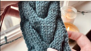 Sunday Stitches - Trophy Cable Stitch
