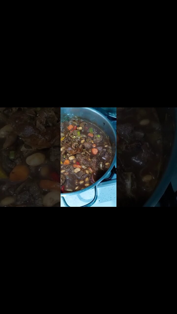 Brown Stew Turkey Neck Jamaican Style 😋