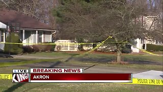 1 woman dead, another injured following knife attack in Akron