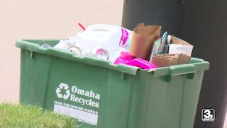 Omaha City Council votes on recycling contract