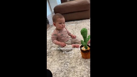 Baby’s reaction to talking cactus toy!.mp4
