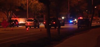 Vegas police: 2 killed in crash in Summerlin