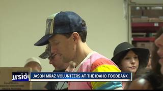 Jason Mraz volunteers at Idaho Foodbank