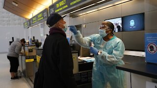 U.S. Health Officials Continue To Warn Against Holiday Travel