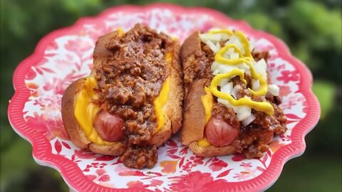 Grilled Cheese Chili Dog – You Have to Try This – Crowd Pleaser – The Hillbilly Kitchen