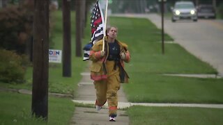 Brunswick teen runs 7.2 miles in firefighter gear to pay tribute to 9/11 first responders