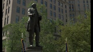 Cleveland celebrates its founding with wreath-laying ceremony at Public Square