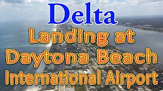 Delta flight landing at Daytona Beach International Airport (DAB)