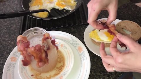 Cooking hack: How to make bacon in the microwave