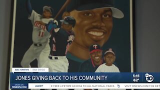 Jacque Jones gives back to community
