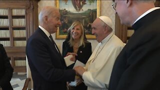 Biden Awkwardly Jokes With The Pope About Owing Him a Drink