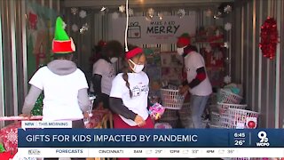 Friends start organization to help families this holiday season