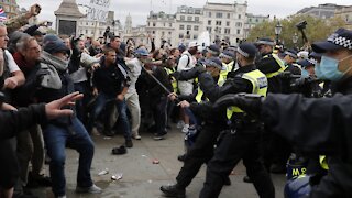 Police Move In As Thousands Protest COVID-19 Restrictions in London