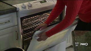 Woman calls out Sears over broken oven