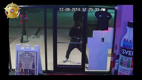 Clumsy burglars steal from Texas liquor store