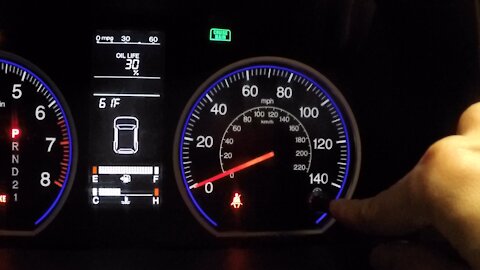 2009 Honda CR-V AWD Oil & Filter Change With Car Lift
