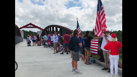 Flag Wave over I-95 in Fellsmere for the Truck Convoy 2022