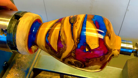 Absolutely Eye-popping Woodturning - Roots & Resin