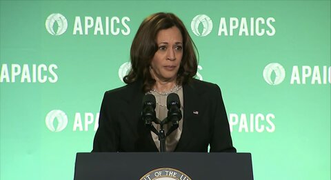 Kamala Harris Calls For Stricter Law Following Deadly Mass Shooting at Texas Elementary School