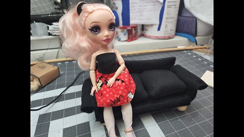 2nd Life Dolls Presents: Barbie Couch - DIY Walkthrough