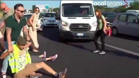 Frustrated Drivers Drag Protesters Out of the Way