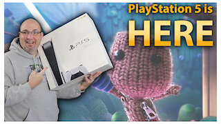 Unboxing the Sony PlayStation 5 Disc Version - Next Gen Gaming is HERE!