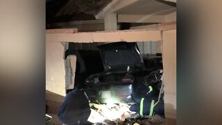 NHP: Suspected DUI driver crashes into home near 215, Far Hills Drive